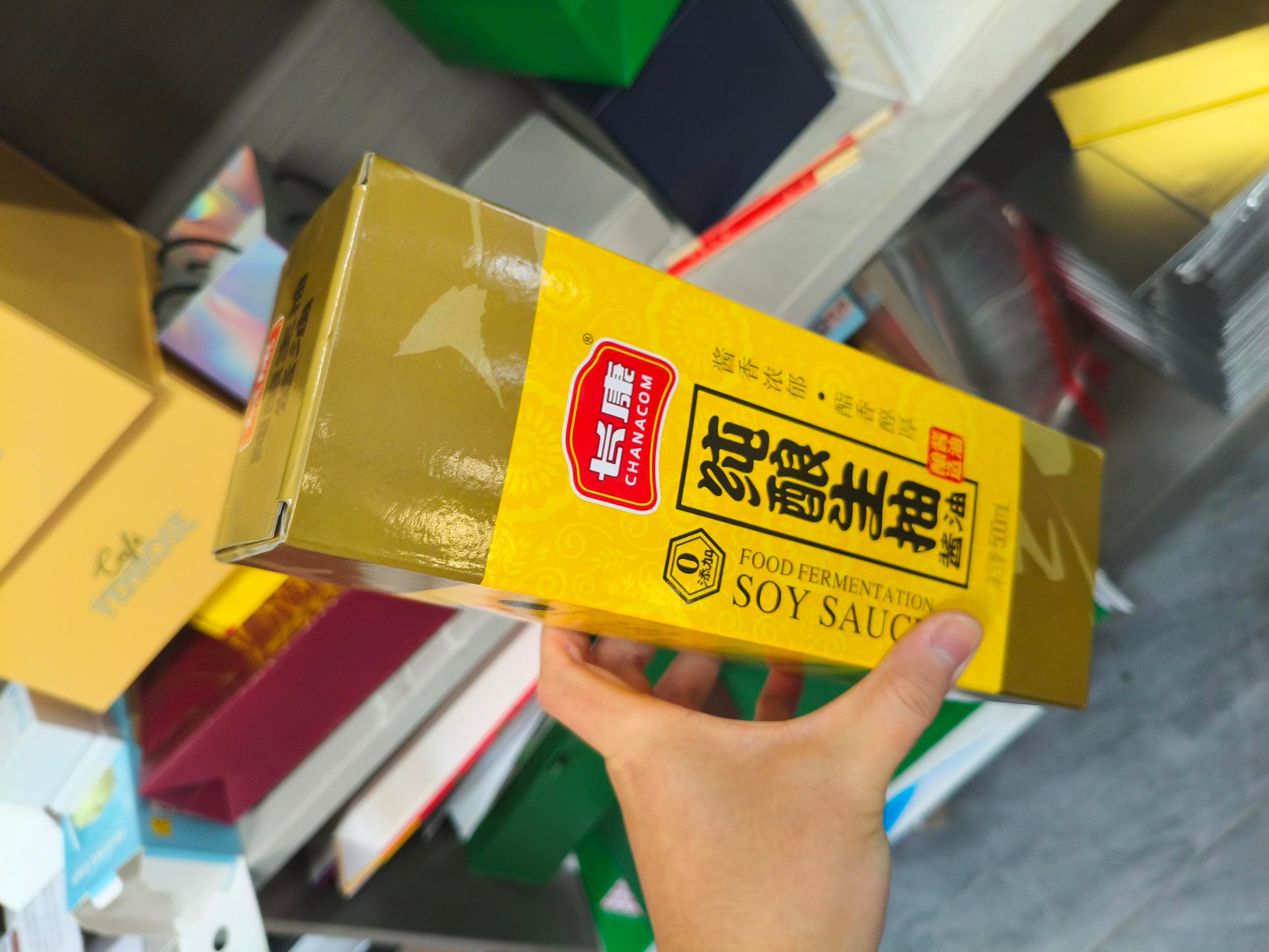 Tall food folding carton